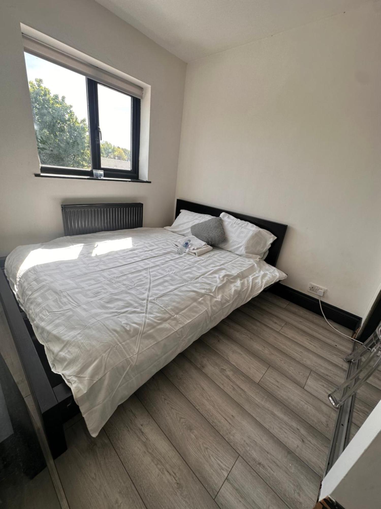 Spacious Double Near Train Station Birmingham Kültér fotó