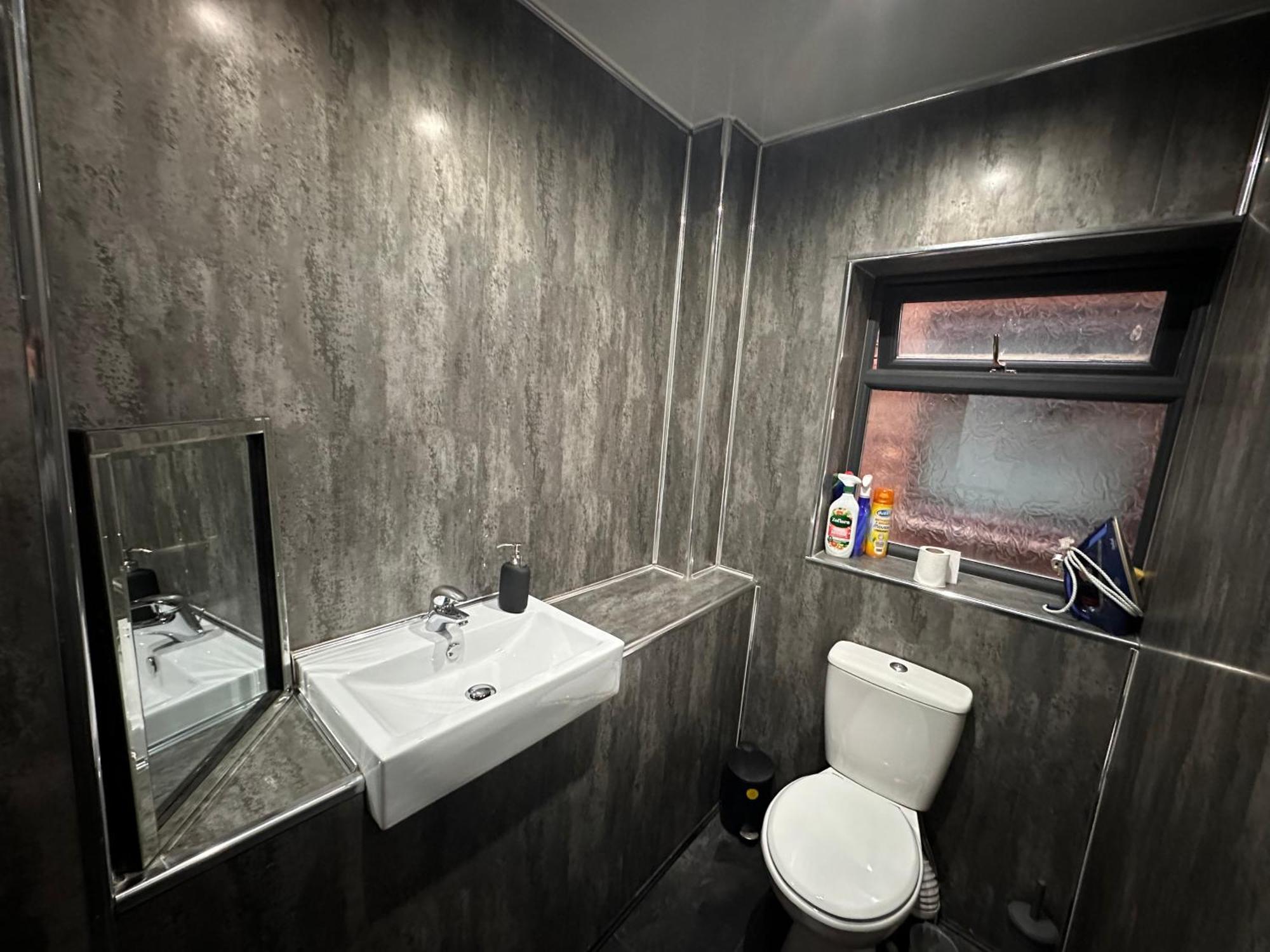 Spacious Double Near Train Station Birmingham Kültér fotó